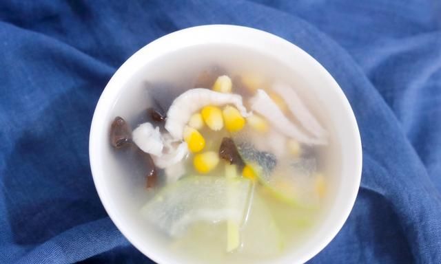 别光顾着吃饭，三伏天得来一道汤，开胃清暑，成本不到10块钱