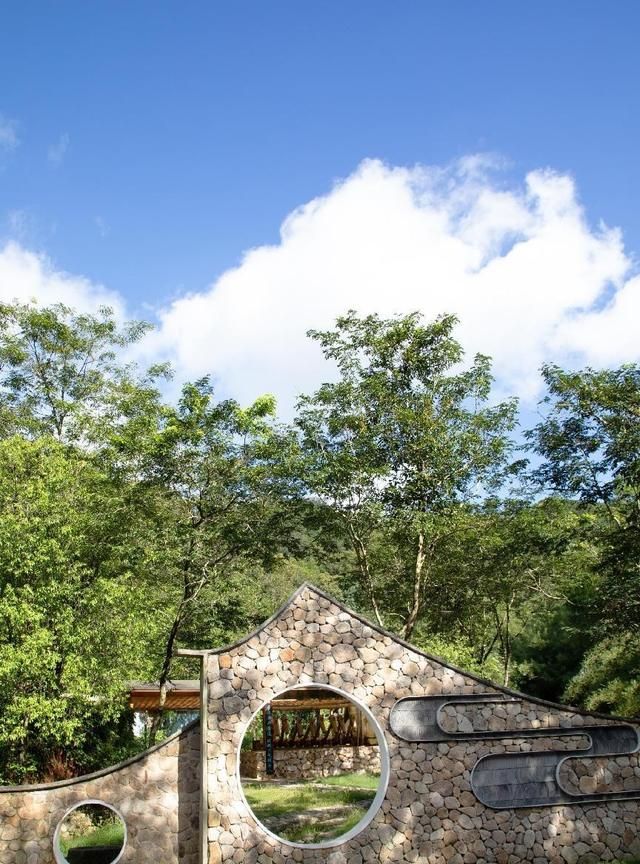 广州以香避暑就在世间香境七溪地