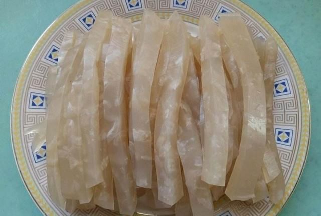 冻肉的做法,肉皮冻怎么做不要食材添加剂的那种传统冻肉的做法图9