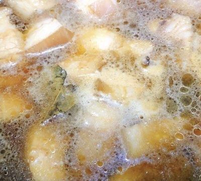 吃货们决不能错过的百吃不腻的红烧肉炖土豆