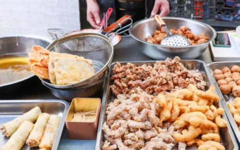 香酥里嫩不油腻的5道炸货做法(酥脆炸货的做法)