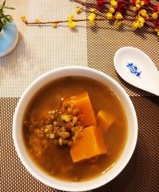 怎样煲出营养美味的绿豆南瓜汤呢图4