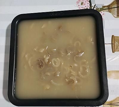 早晨来一碗水晶肉皮冻，大人小孩都爱吃