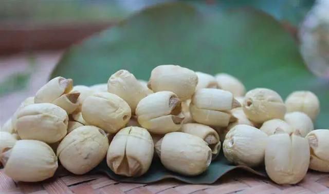 食用莲子正当时，这些营养价值你知道吗？