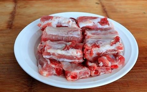 怎么样炖排骨吃好吃,排骨怎么做不破